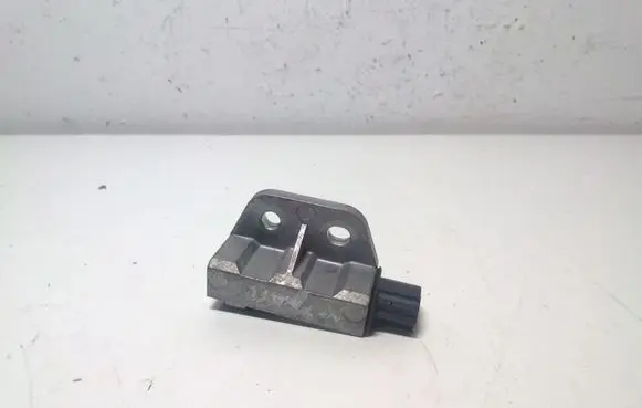 Nissan X-Trail T30 Airbag deployment crash/impact sensor FB8H302Z200565