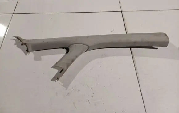 Volkswagen Golf Plus (C) pillar trim 5M0867232