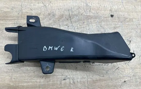BMW 6 F06 Gran coupe Air intake duct part 7211515 18779815