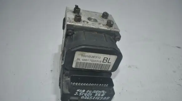 KIA Sorento ABS Pump 589103E310
