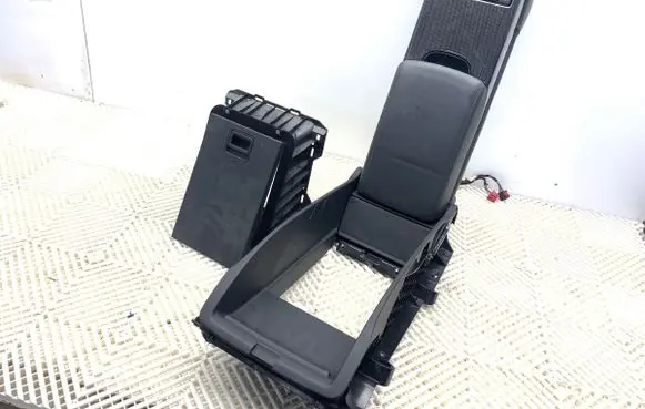 Audi A8 S8 D4 4H Center console 