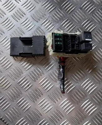 Volvo XC60 Fuse box set 6G9T14C507AB K067R