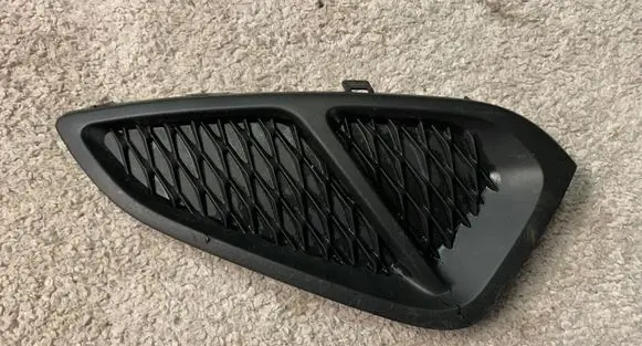 Front bumper lower grill