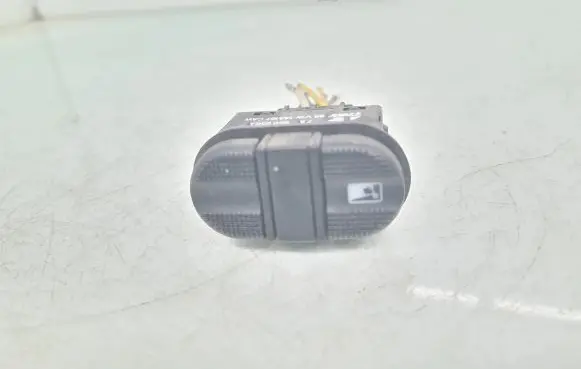 Seat Alhambra (Mk1) Electric window control switch 7M0959856B 95VW14A157CAW