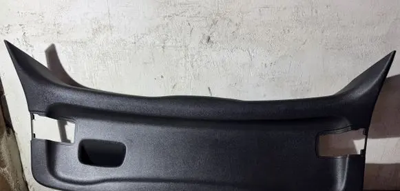 Opel Astra K Tailgate trim
