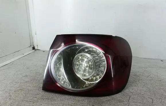 Volkswagen Golf Plus Rear/tail lights 5M0945096J89035266