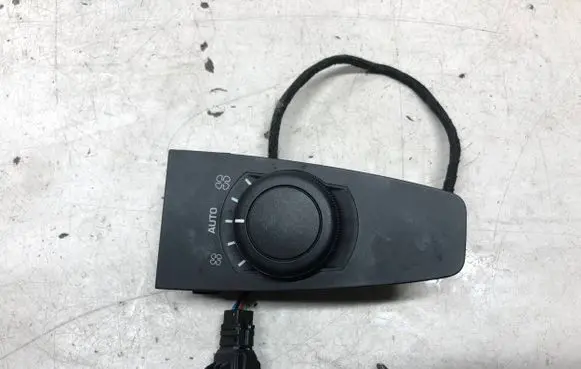 Citroen C4 I Picasso Climate control unit 9659796877 A53000600