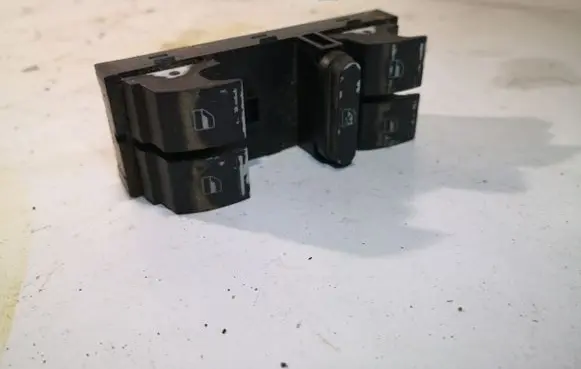 Volkswagen Touareg I Electric window control switch 7L6959857A