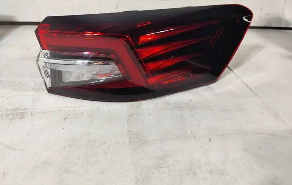 Skoda Superb B9 Rear/tail lights 3P0945208 82520201