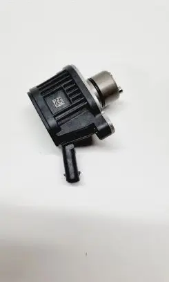 Skoda Karoq Turbo solenoid valve 04E906048C
