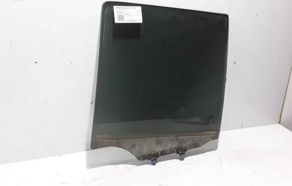 Nissan Pathfinder R51 Rear door window glass 82301EB33A