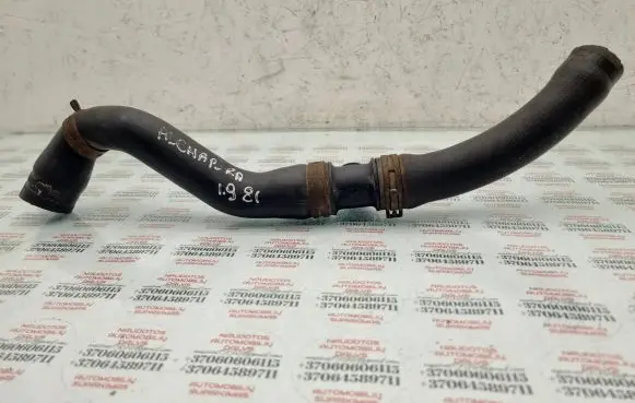 Seat Alhambra (Mk1) Engine coolant pipe/hose 3232T