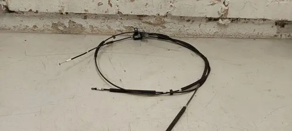 Maserati Grecale Engine bonnet/hood lock release cable 670162325