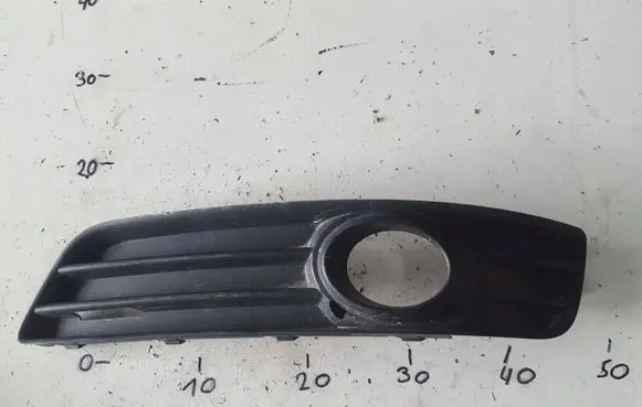 Audi A3 S3 8P Front bumper lower grill 8P0807681F