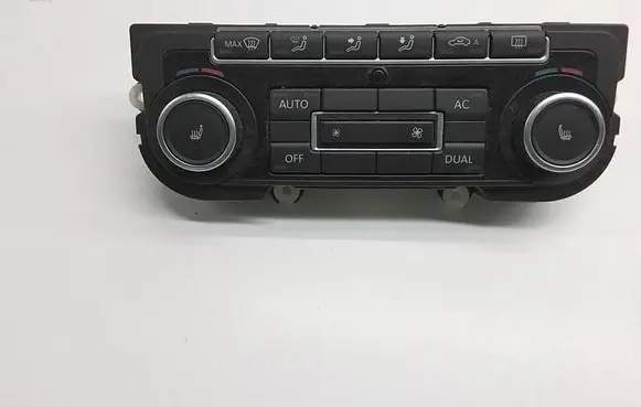 Volkswagen Tiguan Air conditioner control unit module 5K0907044EA