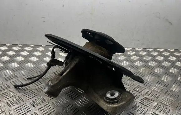 Mercedes-Benz GLC X253 C253 Rear wheel hub 