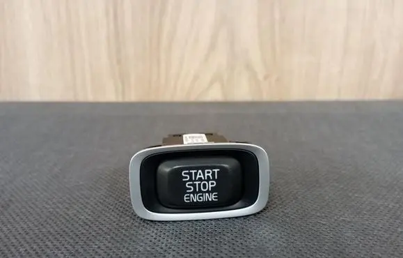 Volvo V40 Cross country Engine start stop button switch 31394114