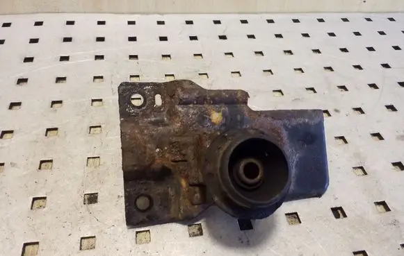 Toyota Auris E180 Radiator mount bracket