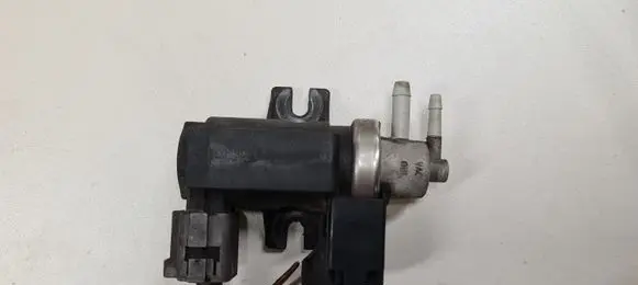 Audi A4 S4 B6 8E 8H Turbo solenoid valve 8E0906627C 72290313