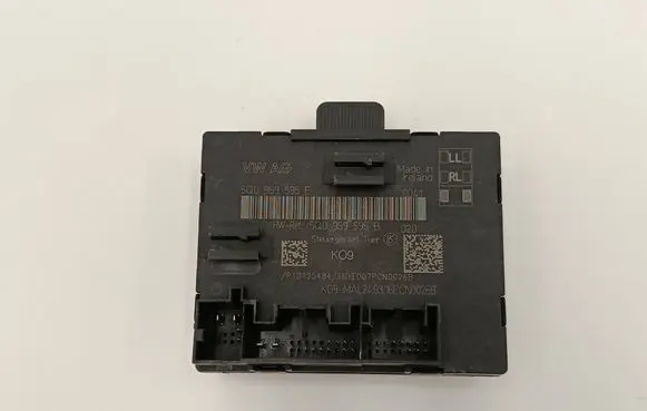 Audi A3 S3 8V Door control unit/module 5Q0959595E 5Q0959595B