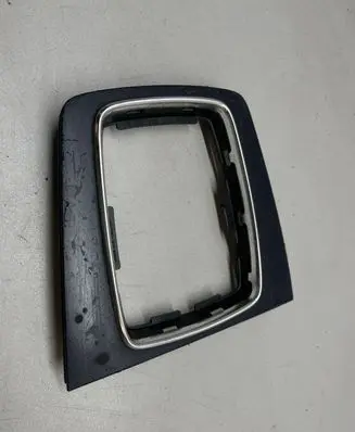 Audi A4 S4 B7 8E 8H Gear shifter surround trim plastic 8E0864261A