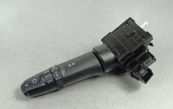 Mitsubishi Outlander Indicator stalk 17G688