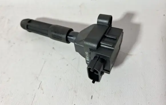 High voltage ignition coil