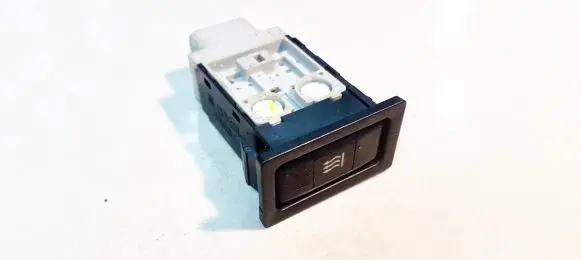 Toyota Avensis T250 Windscreen/window heater switch 153337