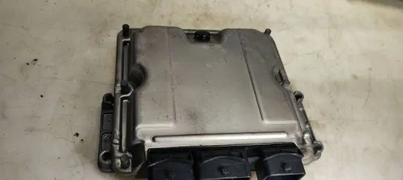 Peugeot 607 Engine control unit/module 9648268180 28FM0387 0281010880