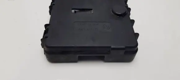 BMW 3 E46 Fuse box cover 8387547