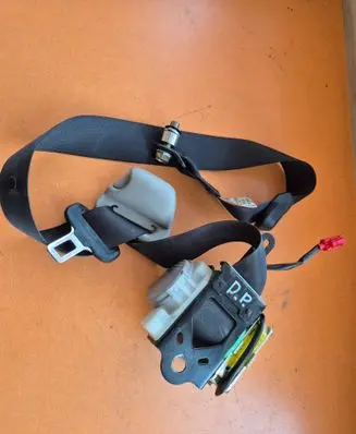 Mitsubishi Pajero Front seatbelt CB05509X9N2 09X9N2