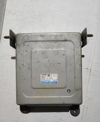 Mazda 323 Engine control unit/module Z57318881 Z5735R1