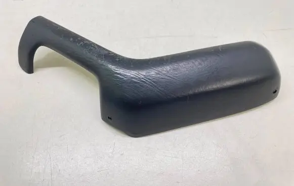 Audi 80 90 S2 B4 Front door interior handle trim 8A1867171A