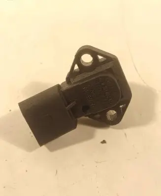 Volkswagen Golf V Air pressure sensor 038906051 0281002177
