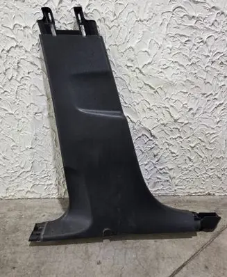 Peugeot 308 (B) pillar trim (bottom) 9677443377 MP6885