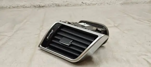 Mercedes-Benz GLE AMG (W166 - C292) Dashboard side air vent grill/cover trim A1668309200