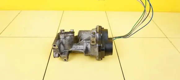 Land Rover Range Rover L322 EGR thermostat 6H4Q9D475CA 368DT
