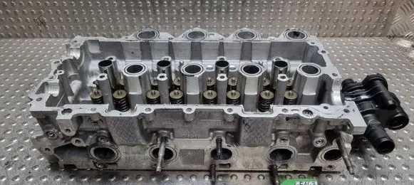 Ford Focus Engine head S27705163 9655911480