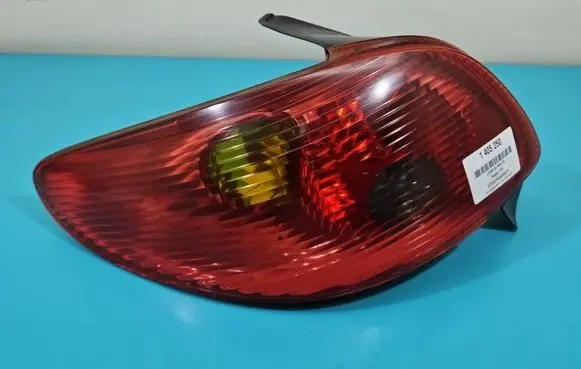Peugeot 206 Rear/tail lights IMPRK1405250