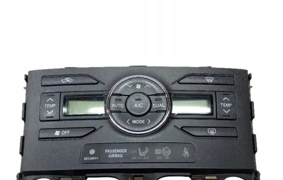 Toyota Auris 150 Climate control unit 55900-02301
