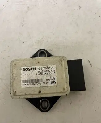 Mercedes-Benz Vito Viano W639 ESP acceleration yaw rate sensor 0265005774