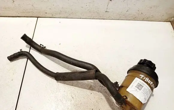 Hyundai Tiburon Power steering fluid tank/reservoir 