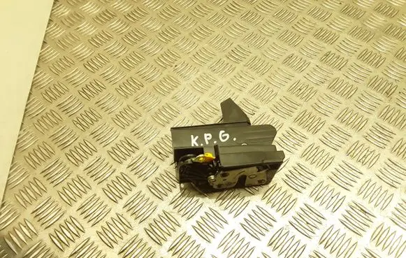 Dacia Sandero Rear door lock 825033585RC