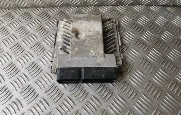 Volkswagen PASSAT B6 Engine control unit/module 03G906018CK 5WP45602AA