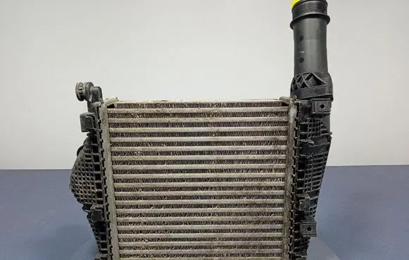 Porsche Cayenne (92A) Intercooler radiator 4M0145803AR