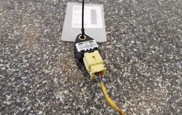 Hyundai i30 Airbag deployment crash/impact sensor 959203K000