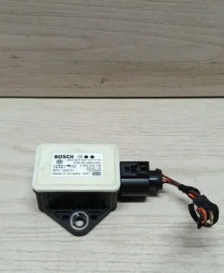Audi A4 S4 B8 8K ESP acceleration yaw rate sensor 8K0907637C 0265005738 7032999
