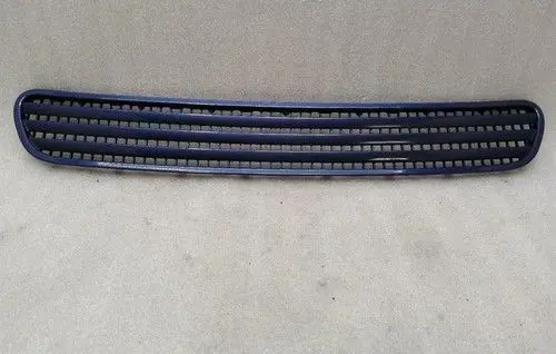 BMW 7 E65 E66 Front bumper upper radiator grill 7026324