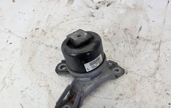 Land Rover Range Rover Evoque L538 Engine mount vacuum valve BJ32-6F012-AB