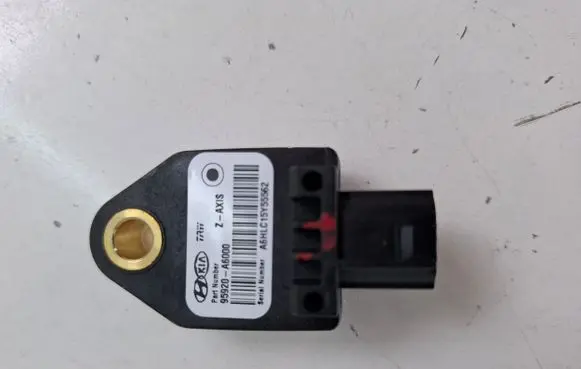 KIA Ceed Airbag deployment crash/impact sensor 95920A6000